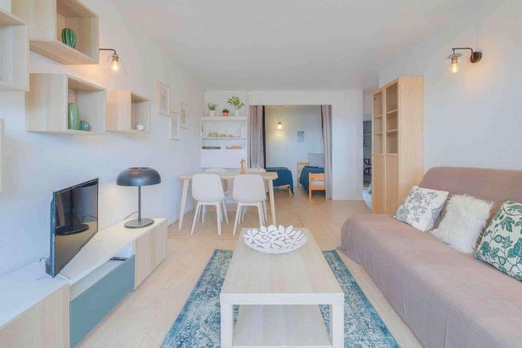 Boreal 4 Pax Bord De Mer Apartment Saint-Raphael  Exterior photo